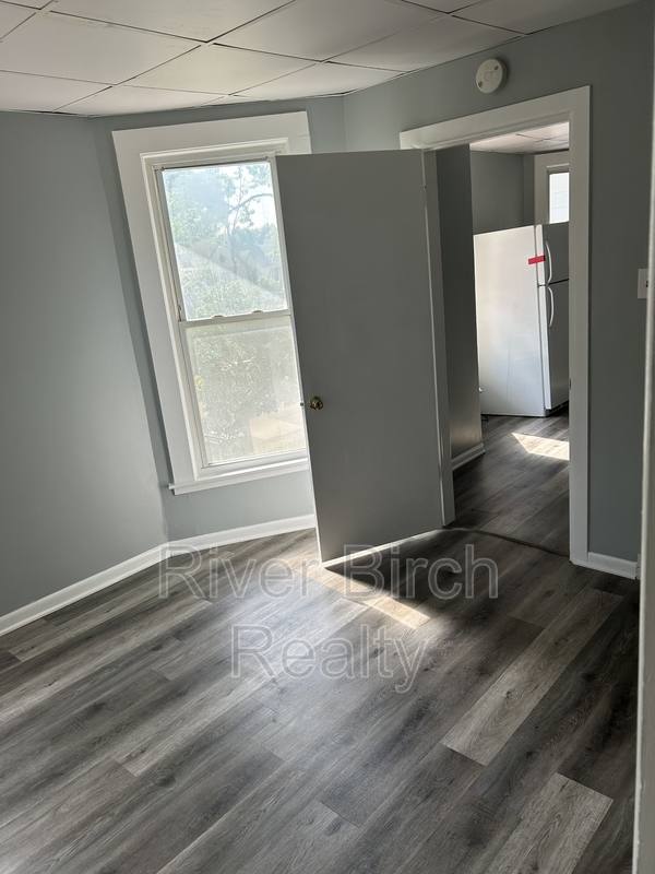 Apartment for rent at 909 S 8th St #3, Springfield, IL 62703