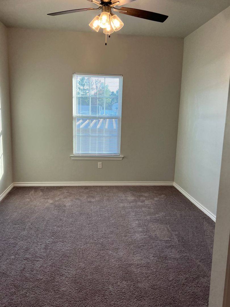 Apartment for rent at 127 129 Village N Circle, Gladewater, TX 75647
