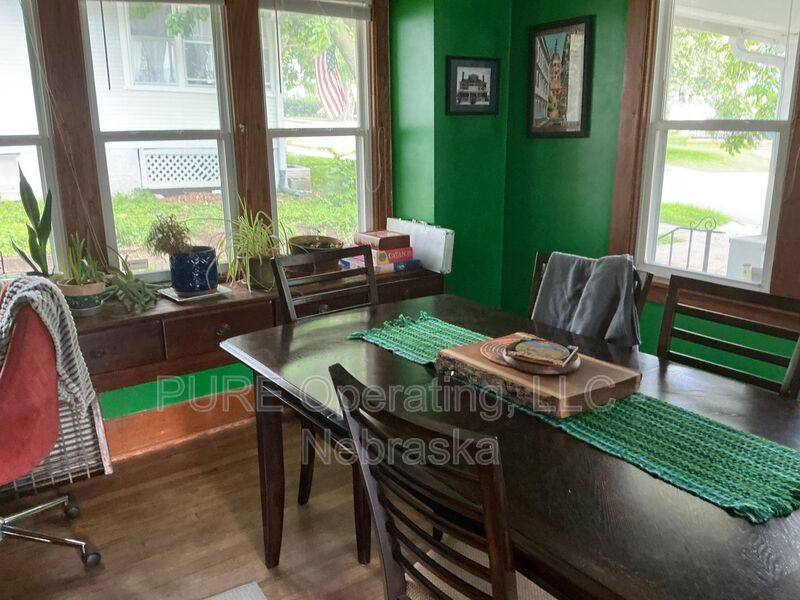 House for rent at 5828 Miami St, Omaha, NE 68104