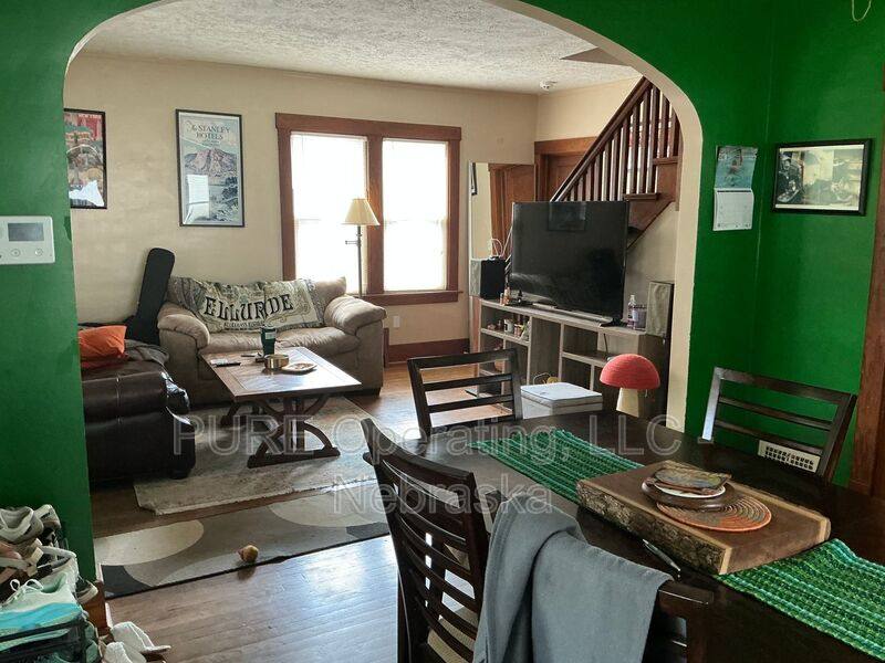 House for rent at 5828 Miami St, Omaha, NE 68104