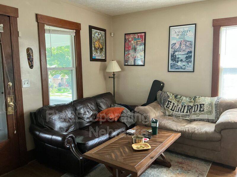 House for rent at 5828 Miami St, Omaha, NE 68104