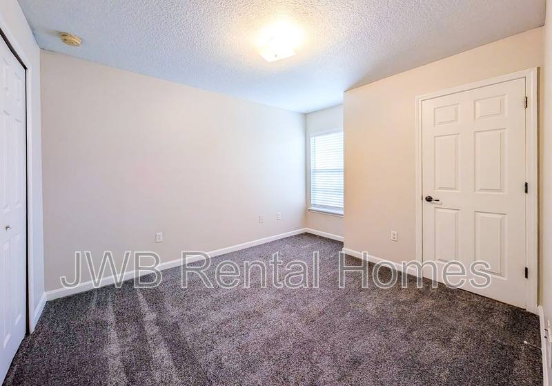 Townhouse for rent at 3617 Hartsfield Forest Circle, Jacksonville, FL 32277
