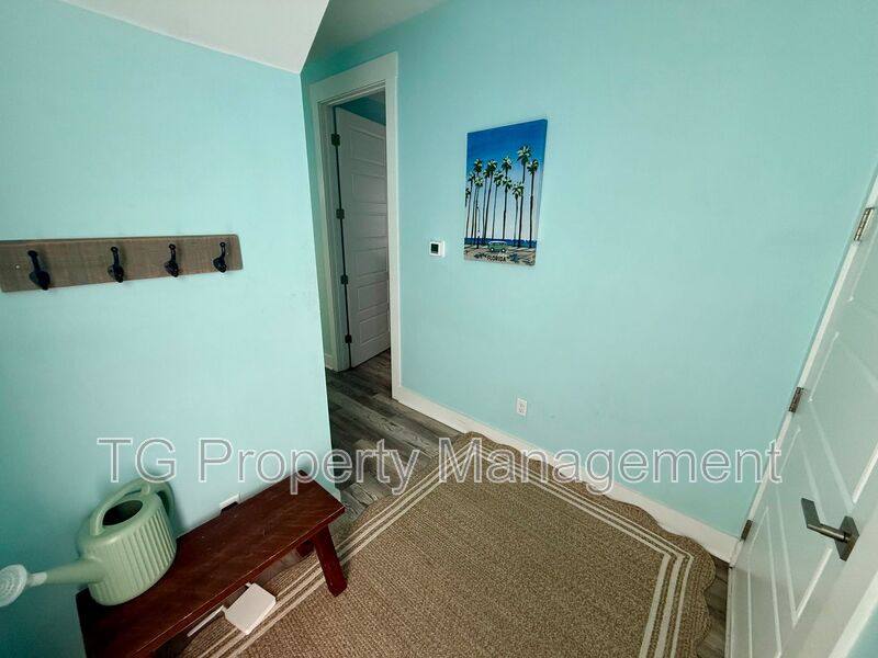 House for rent at 514 2nd St S, Jacksonville Beach, FL 32250