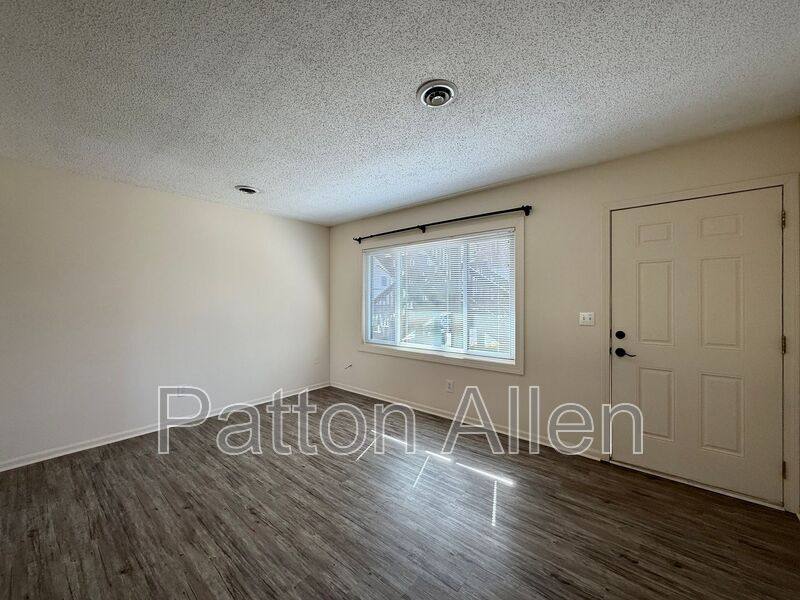 Condo for rent at 21 Dawnwood Circle, Asheville, NC 28803