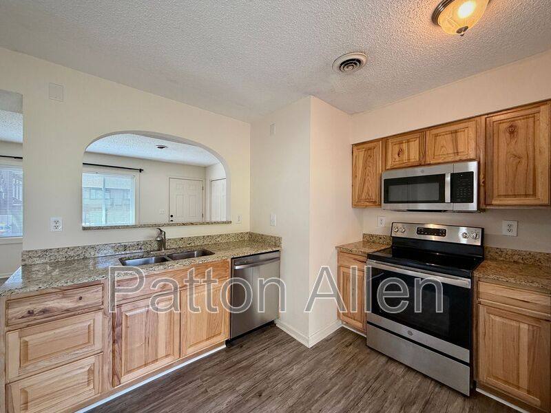 Condo for rent at 21 Dawnwood Circle, Asheville, NC 28803