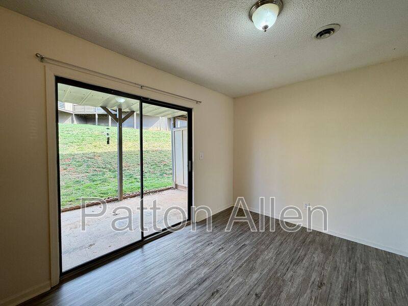 Condo for rent at 21 Dawnwood Circle, Asheville, NC 28803