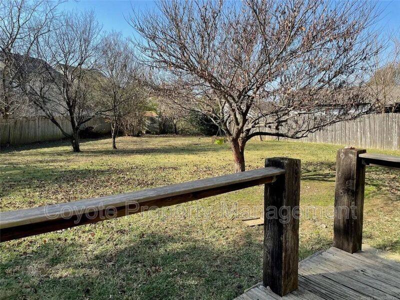 House for rent at 8902 N 149 E Ave, Owasso, OK 74055