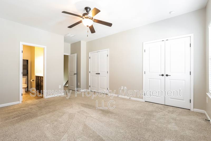 Townhouse for rent at 12 Stevens Court, Somerdale, NJ 08083