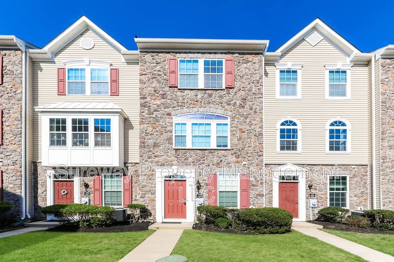 Townhouse for rent at 12 Stevens Court, Somerdale, NJ 08083