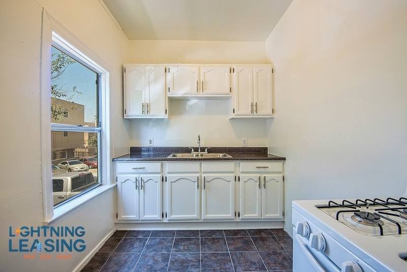 Apartment for rent at 415 S Westlake Ave #109, Los Angeles, CA 90057