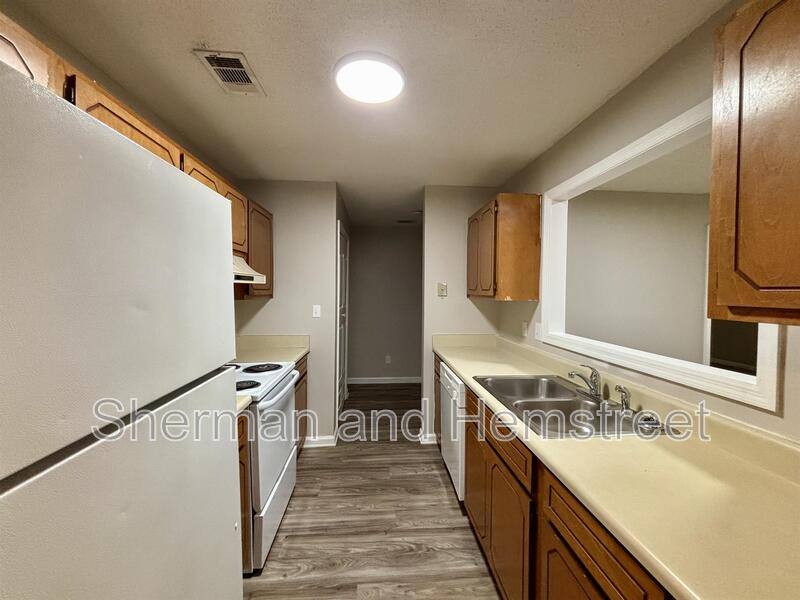 Apartment for rent at 212 Commons Dr, Evans, GA 30809