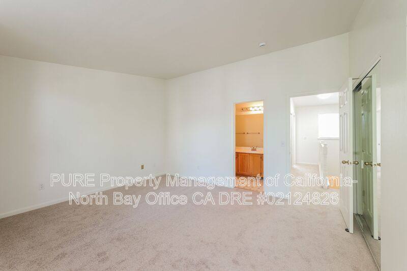 Townhouse for rent at 599 Spruce St, Santa Rosa, CA 95407