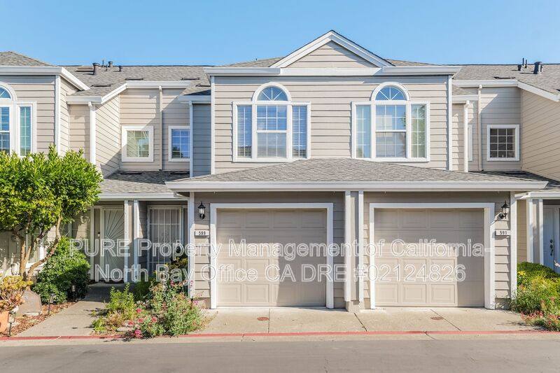 Townhouse for rent at 599 Spruce St, Santa Rosa, CA 95407