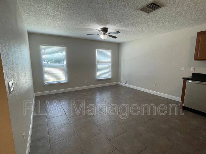 House for rent at 528 E Citrus Ave #1, Eustis, FL 32726