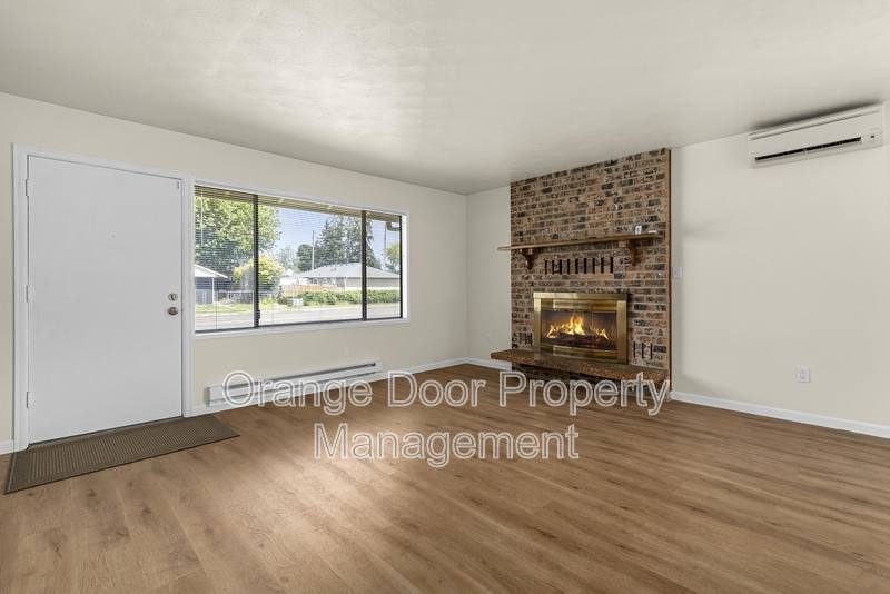 House for rent at 834 S 72nd St, Tacoma, WA 98408