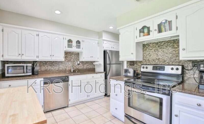 House for rent at 7110 Murray Lane, Annandale, VA 22003