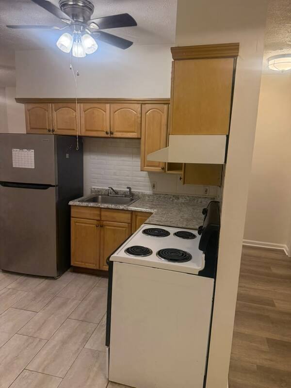 Apartment for rent at 350 Madison Ave #1, Albany, NY 12210