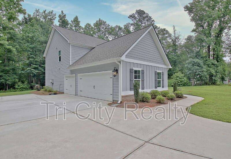 House for rent at 6230 Gordon Rd, Senoia, GA 30276