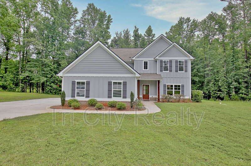 House for rent at 6230 Gordon Rd, Senoia, GA 30276