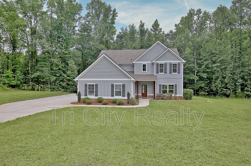 House for rent at 6230 Gordon Rd, Senoia, GA 30276