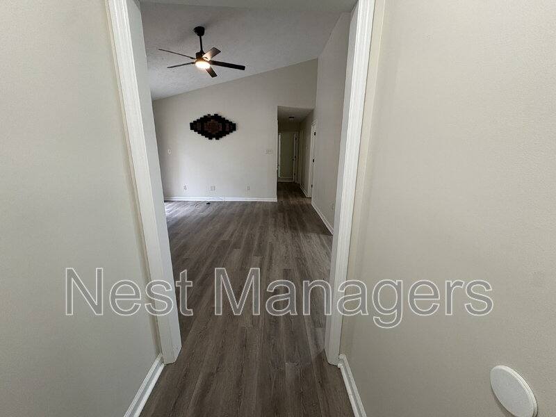 House for rent at 491 Oates Dr, Fayetteville, NC 28311