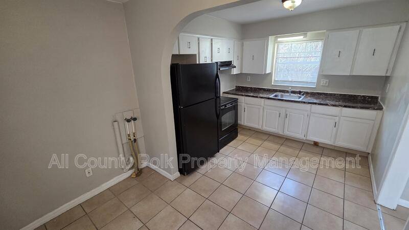 House for rent at 601 SE 2nd St, Winter Haven, FL 33880