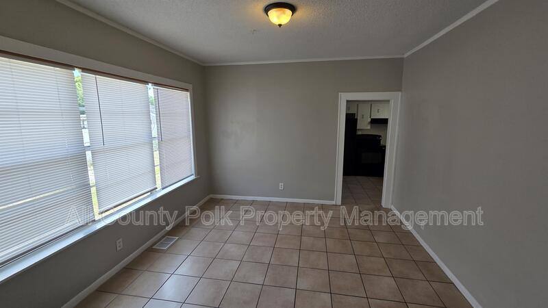 House for rent at 601 SE 2nd St, Winter Haven, FL 33880