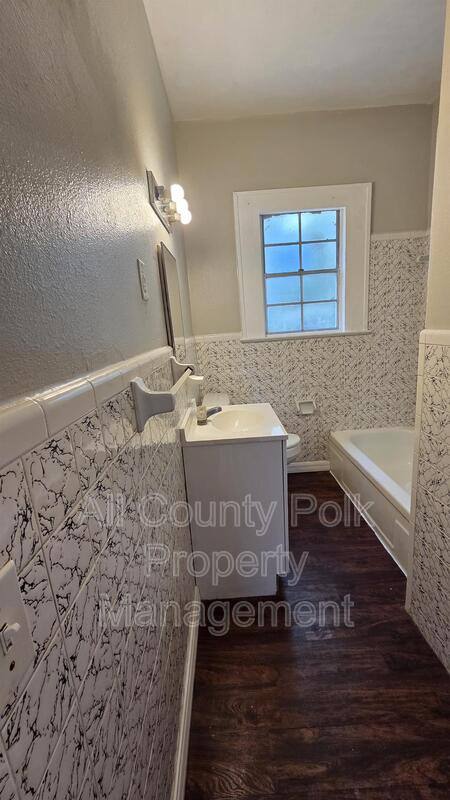 House for rent at 601 SE 2nd St, Winter Haven, FL 33880