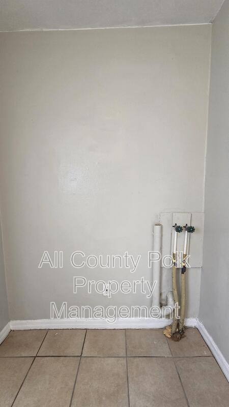 House for rent at 601 SE 2nd St, Winter Haven, FL 33880