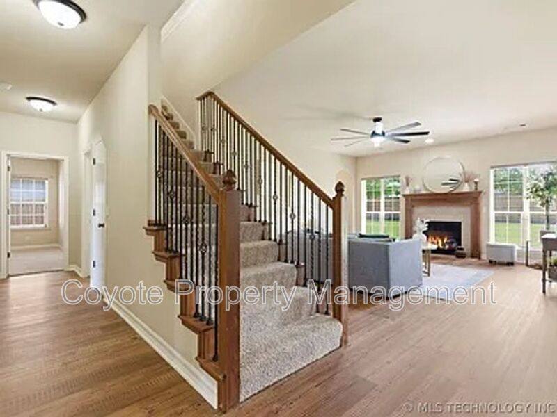 House for rent at 2809 N Fern Ave, Broken Arrow, OK 74012