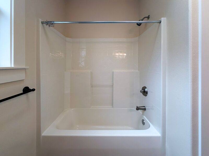 House for rent at 2523 Borders Dr, Eugene, OR 97404