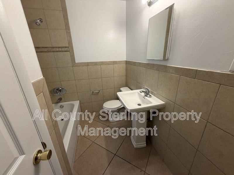 House for rent at 123 NW 26th St, Gainesville, FL 32607