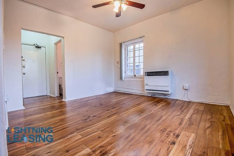 Apartment for rent at 1518 S Wilton Place #108, Los Angeles, CA 90019