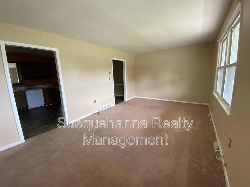 House for rent at 3531 Rothsville Rd, Ephrata, PA 17522