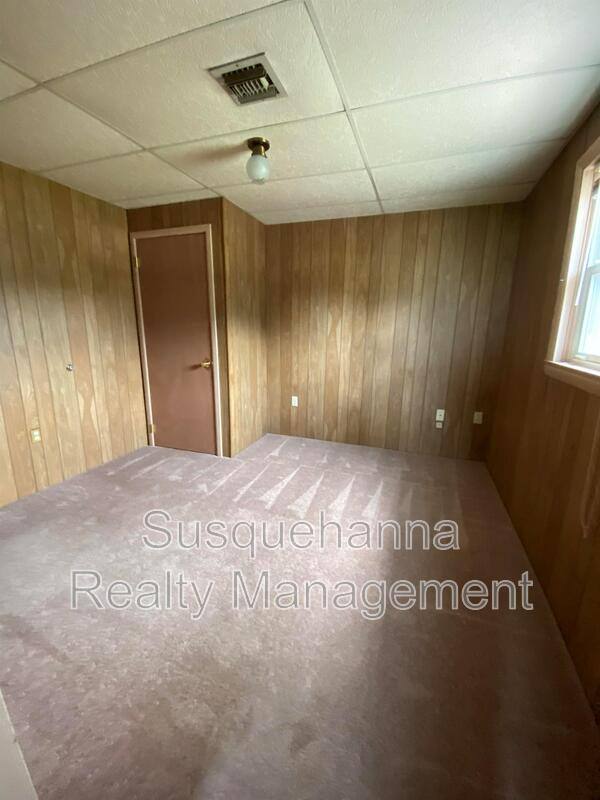House for rent at 3531 Rothsville Rd, Ephrata, PA 17522