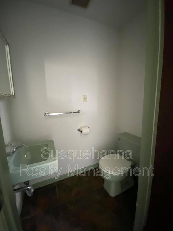 House for rent at 3531 Rothsville Rd, Ephrata, PA 17522