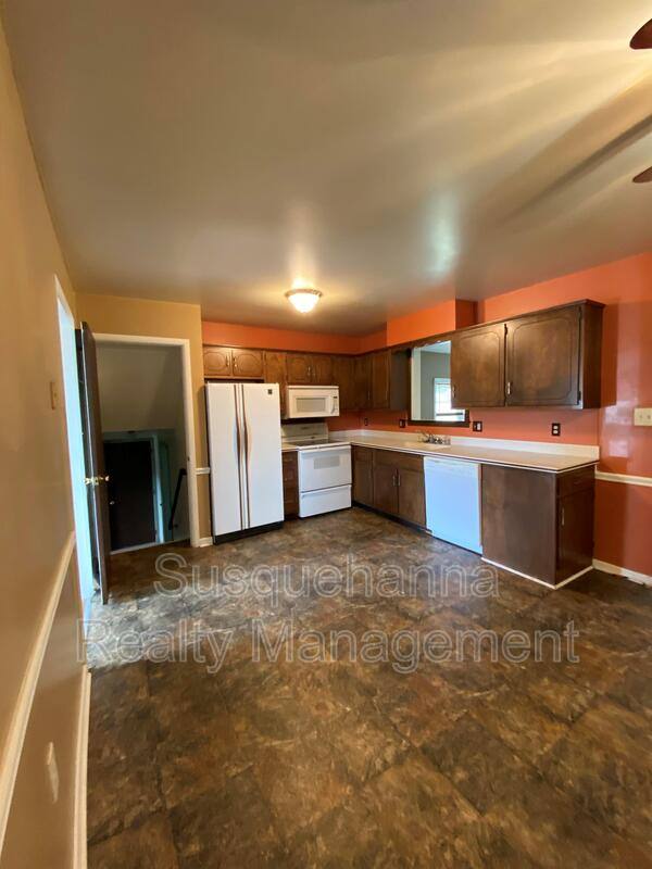 House for rent at 3531 Rothsville Rd, Ephrata, PA 17522