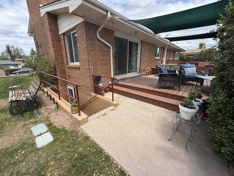 Apartment for rent at 1314 Canby St #B, Laramie, WY 82070