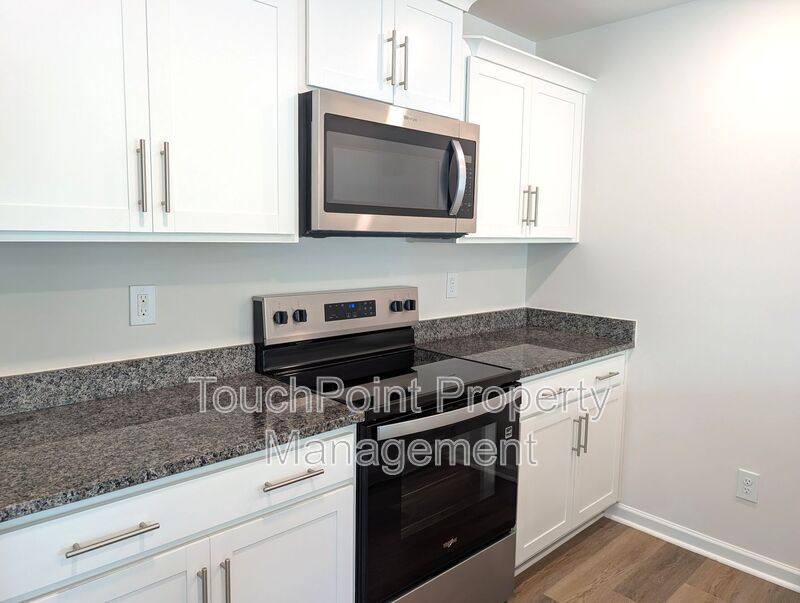 Townhouse for rent at 5131 Hyrule Dr, Charlotte, NC 28262