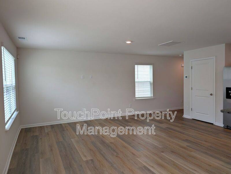 Townhouse for rent at 5131 Hyrule Dr, Charlotte, NC 28262