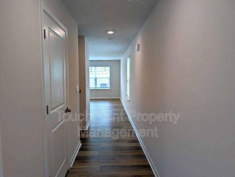 Townhouse for rent at 5131 Hyrule Dr, Charlotte, NC 28262