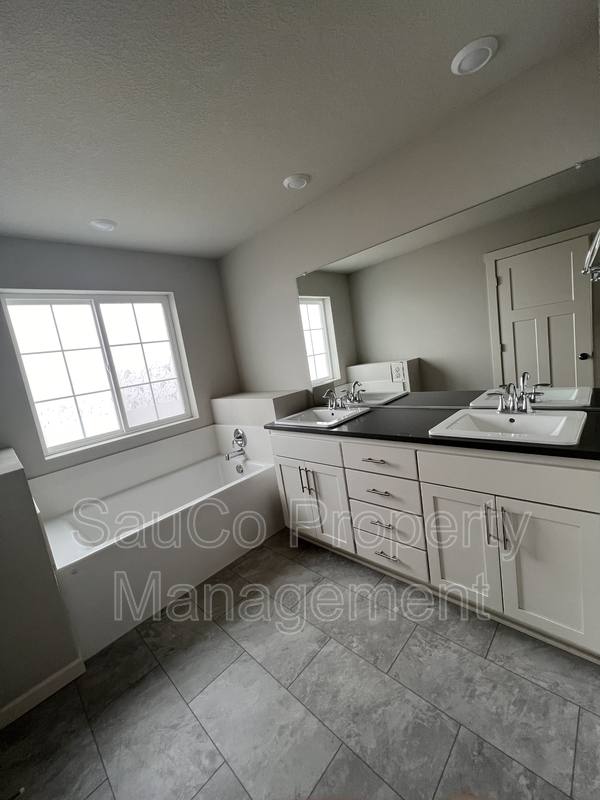 House for rent at 31407 NW Yorkshire St, North Plains, OR 97133
