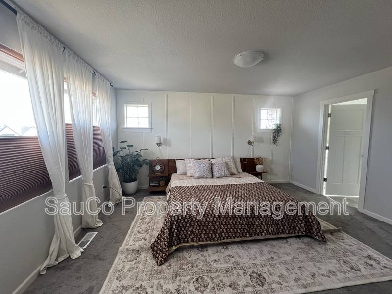 House for rent at 31407 NW Yorkshire St, North Plains, OR 97133