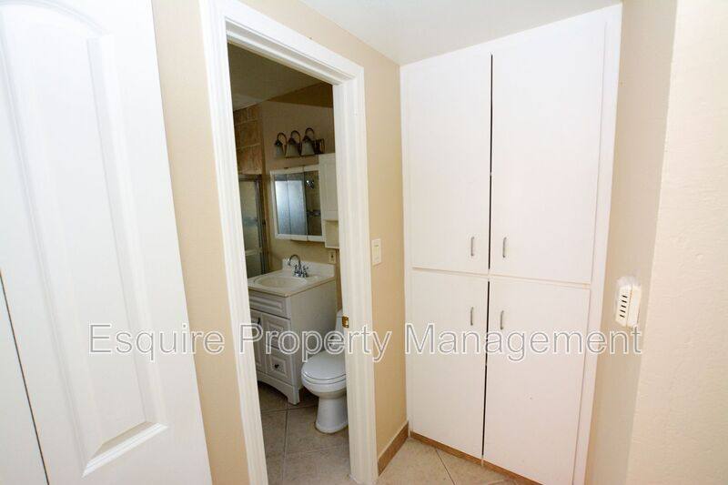Apartment for rent at 154 E C St #D, Port Hueneme, CA 93041