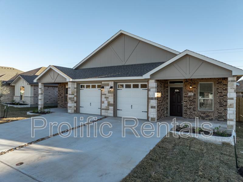 Townhouse for rent at 5200 Rose Garden Loop #1, Killeen, TX 76542