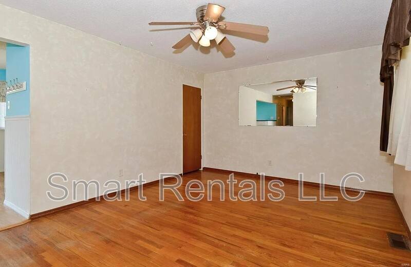 House for rent at 980 Manresa Lane, Florissant, MO 63031