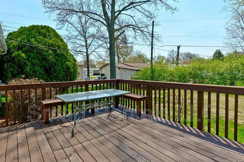 House for rent at 980 Manresa Lane, Florissant, MO 63031
