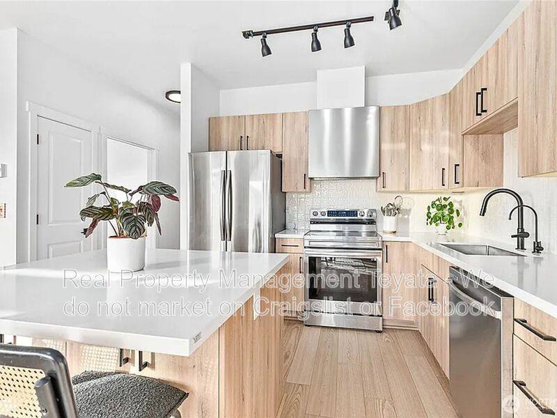 Apartment for rent at 2173 Sunnybrook Lane #202, Ferndale, WA 98248