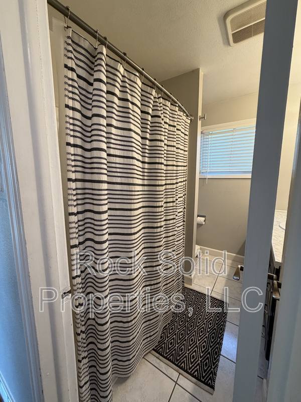 House for rent at 1008 Adams Ave, Cheyenne, WY 82001