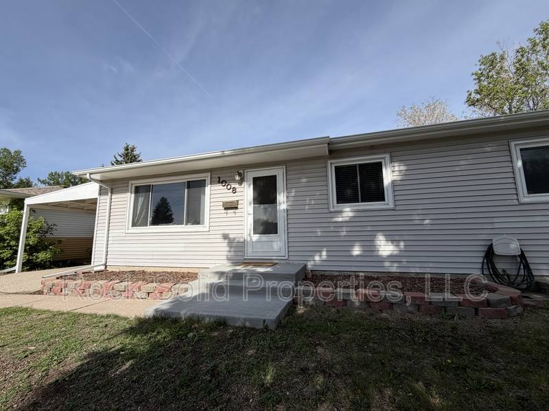 House for rent at 1008 Adams Ave, Cheyenne, WY 82001